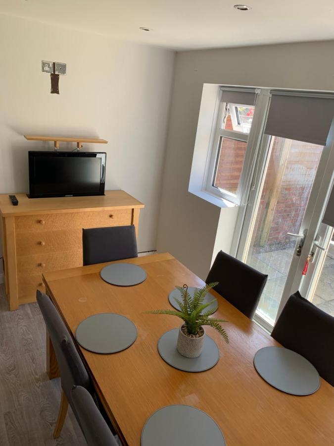 Villa Beautiful House In A Perfect Location Lytham St Annes Esterno foto