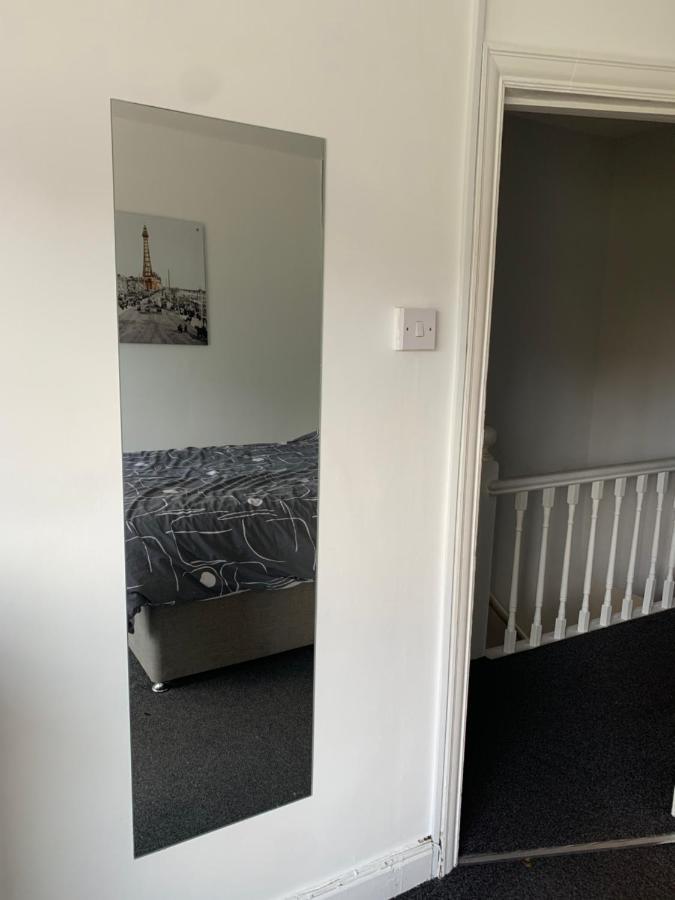 Villa Beautiful House In A Perfect Location Lytham St Annes Esterno foto